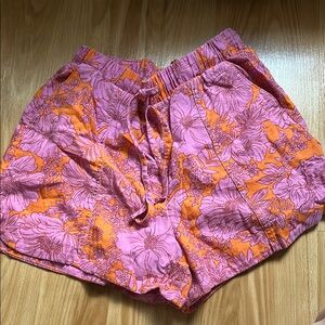 Tropical shorts